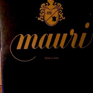 Mauri
